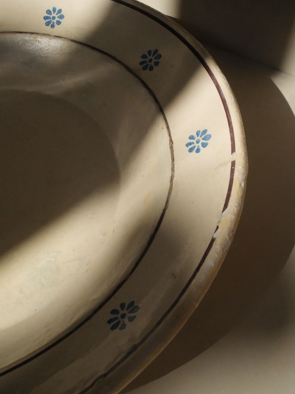 No 7. Vintage Apulian Serving Bowl