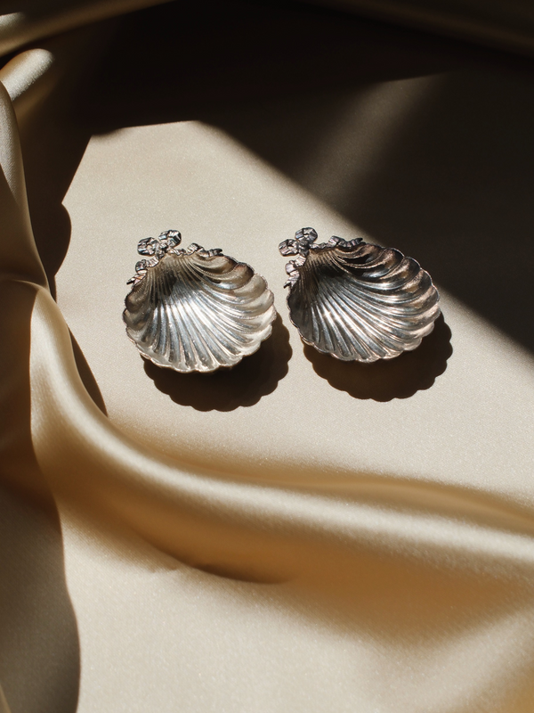 No 23. Small Silver Aperitivo Shells