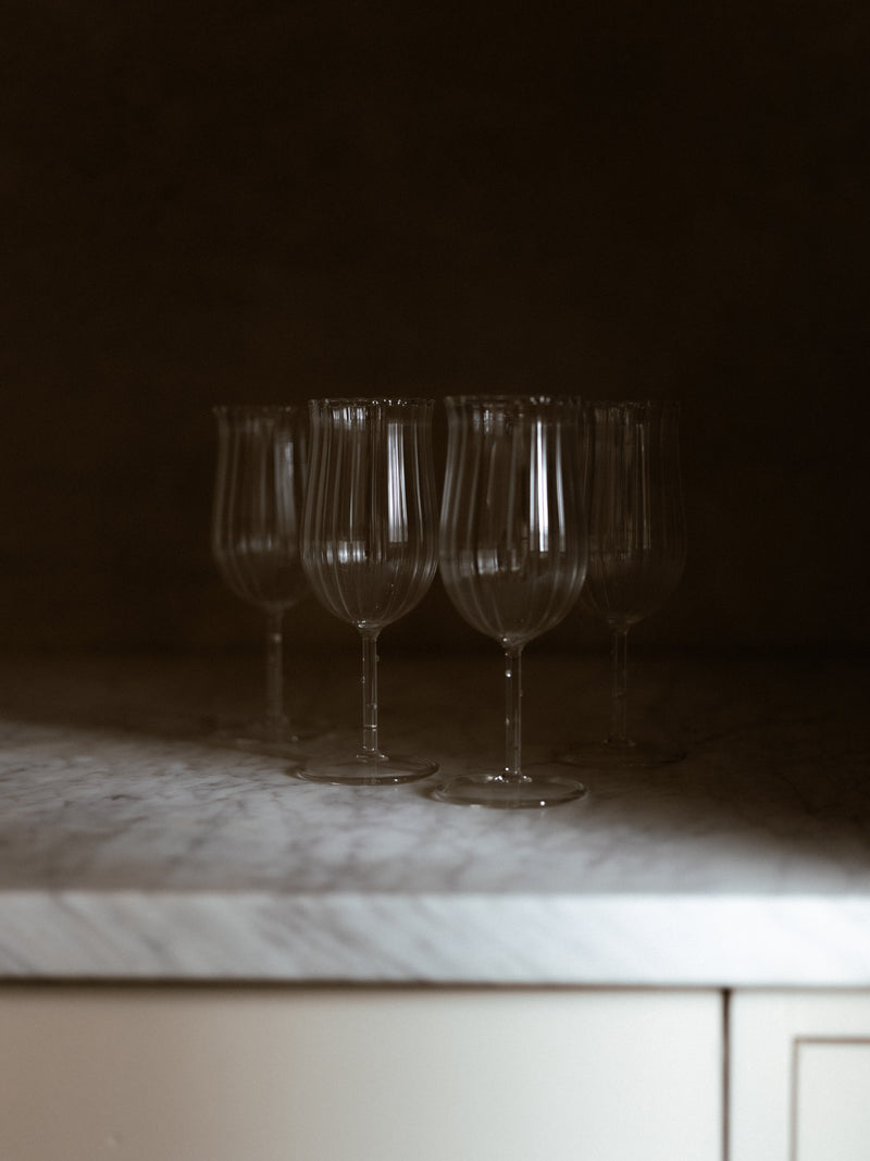 No 25. Tulip Wine Glass