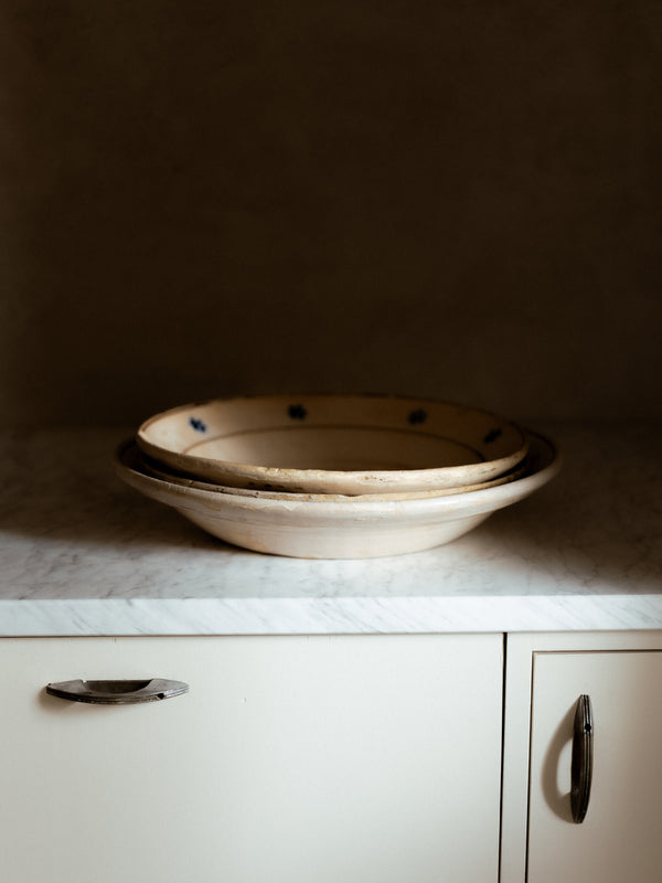 No 14. Vintage Apuglian Bowl
