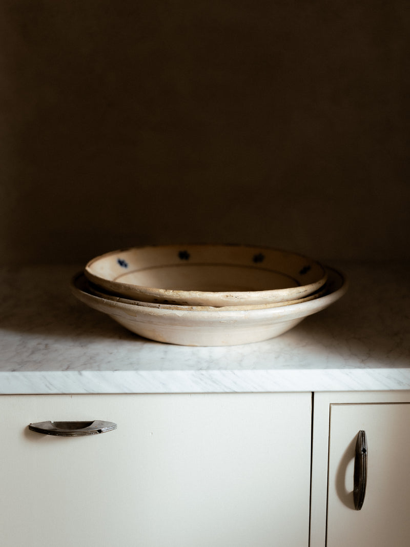 No 14. Vintage Apuglian Bowl