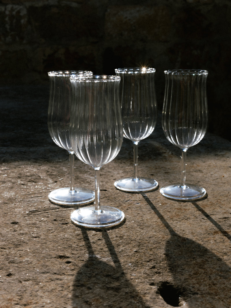 No 25. Tulip Wine Glass