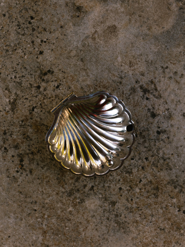 No 1. Vintage Shell Butter Dish