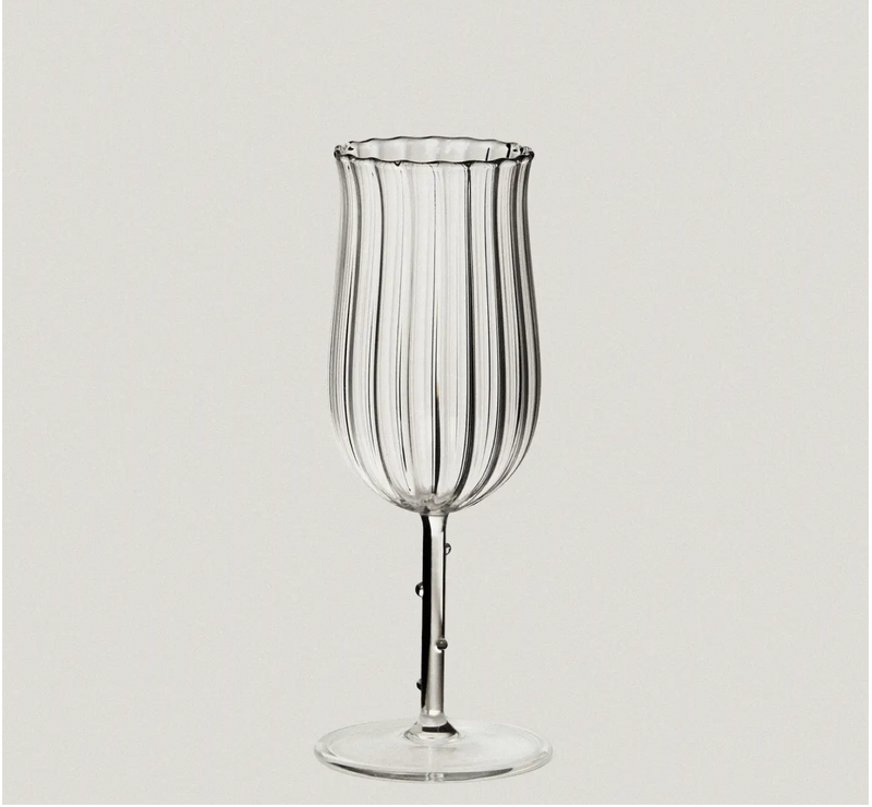 No 25. Tulip Wine Glass